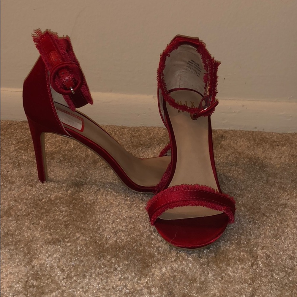 Red Fringe Heels!
